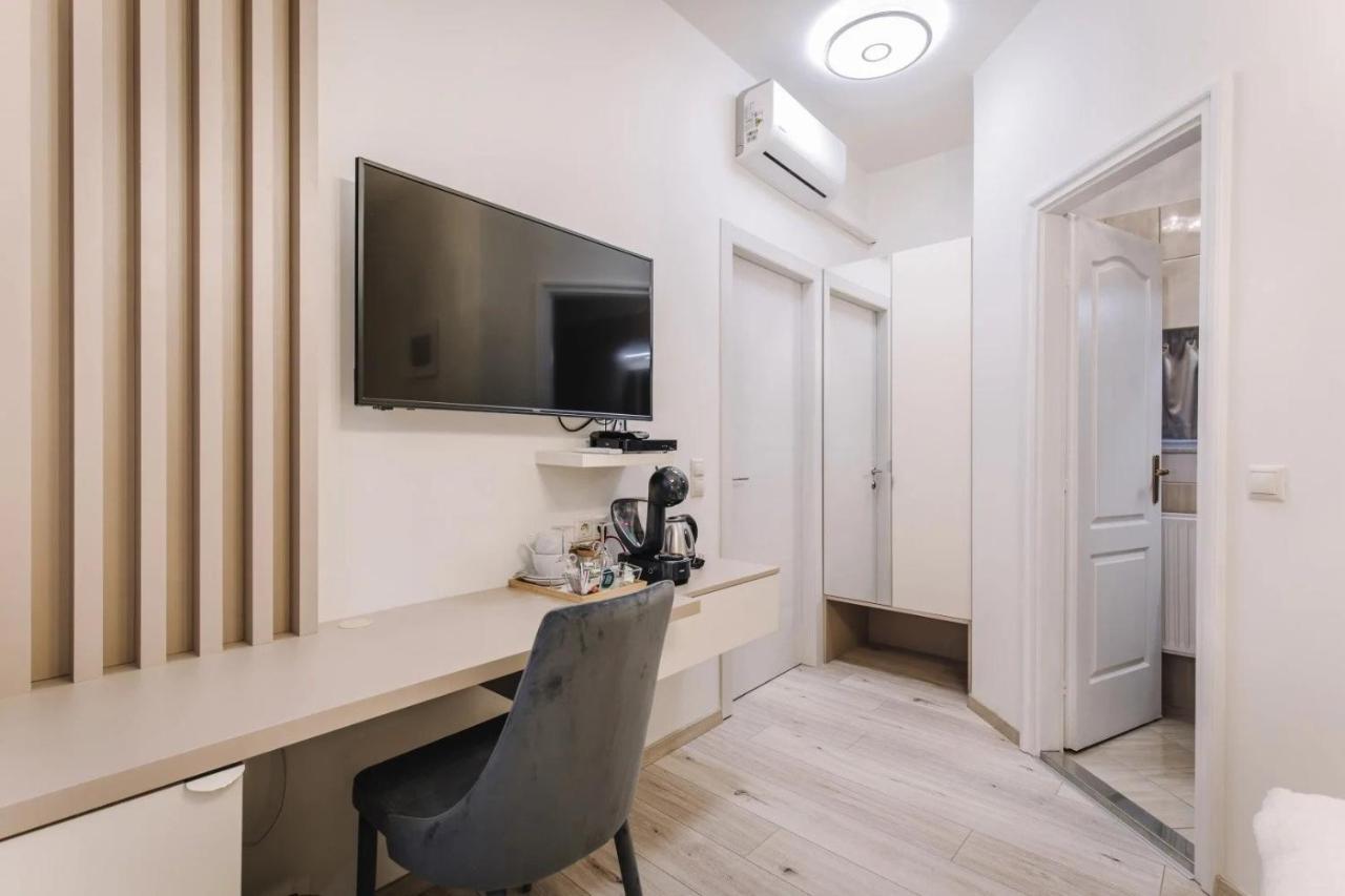 Apartmanhaz Soho Gyor Ngoại thất bức ảnh