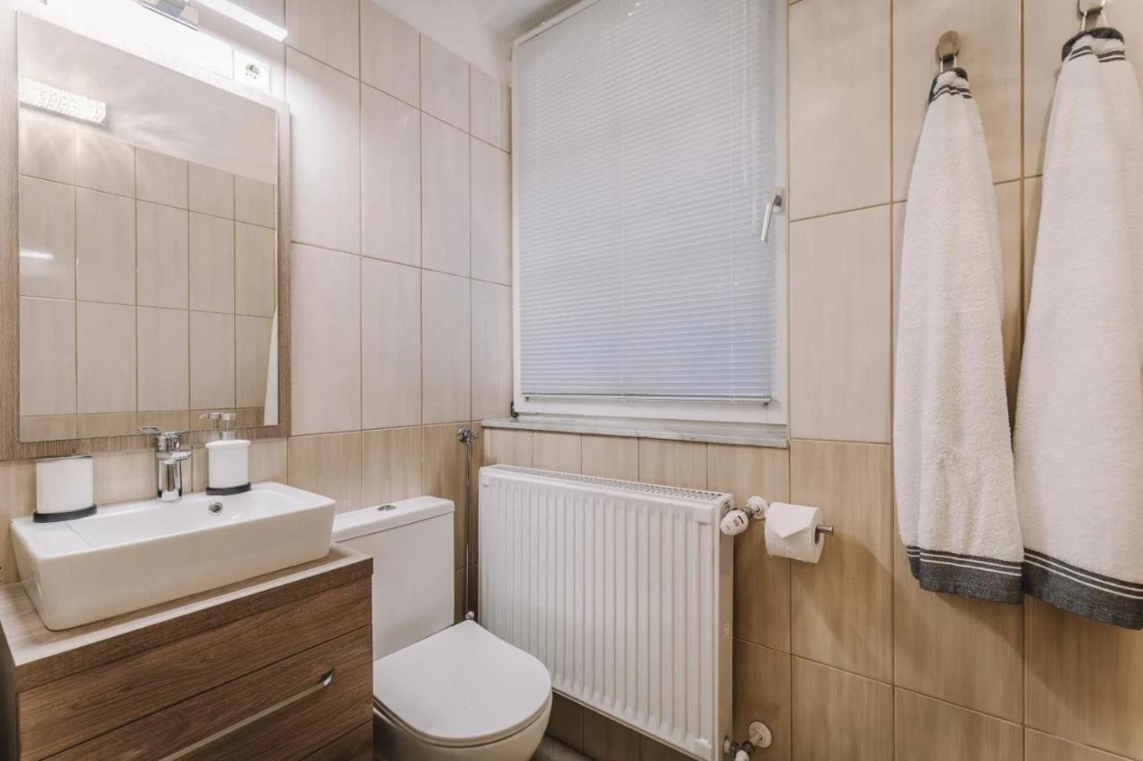 Apartmanhaz Soho Gyor Ngoại thất bức ảnh