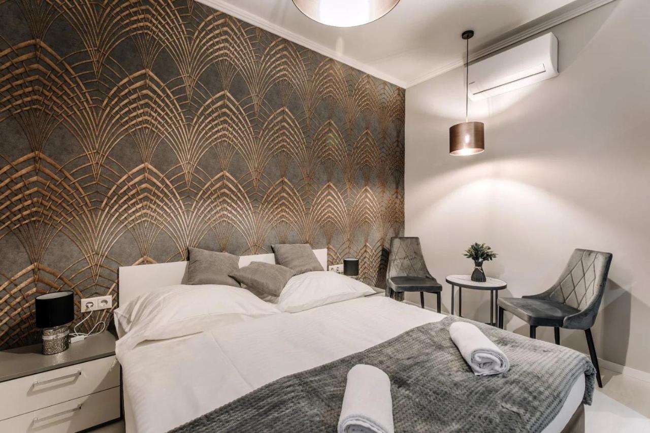 Apartmanhaz Soho Gyor Ngoại thất bức ảnh