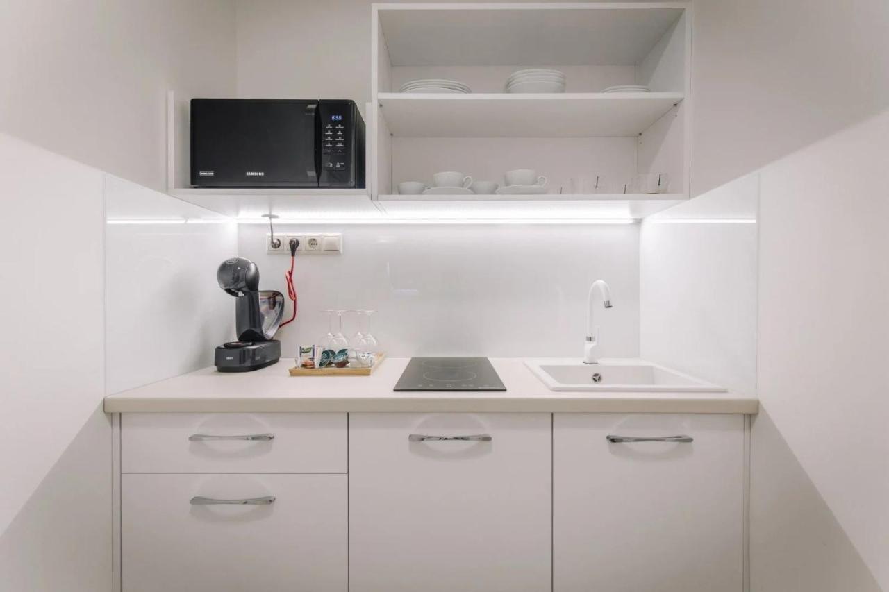 Apartmanhaz Soho Gyor Ngoại thất bức ảnh